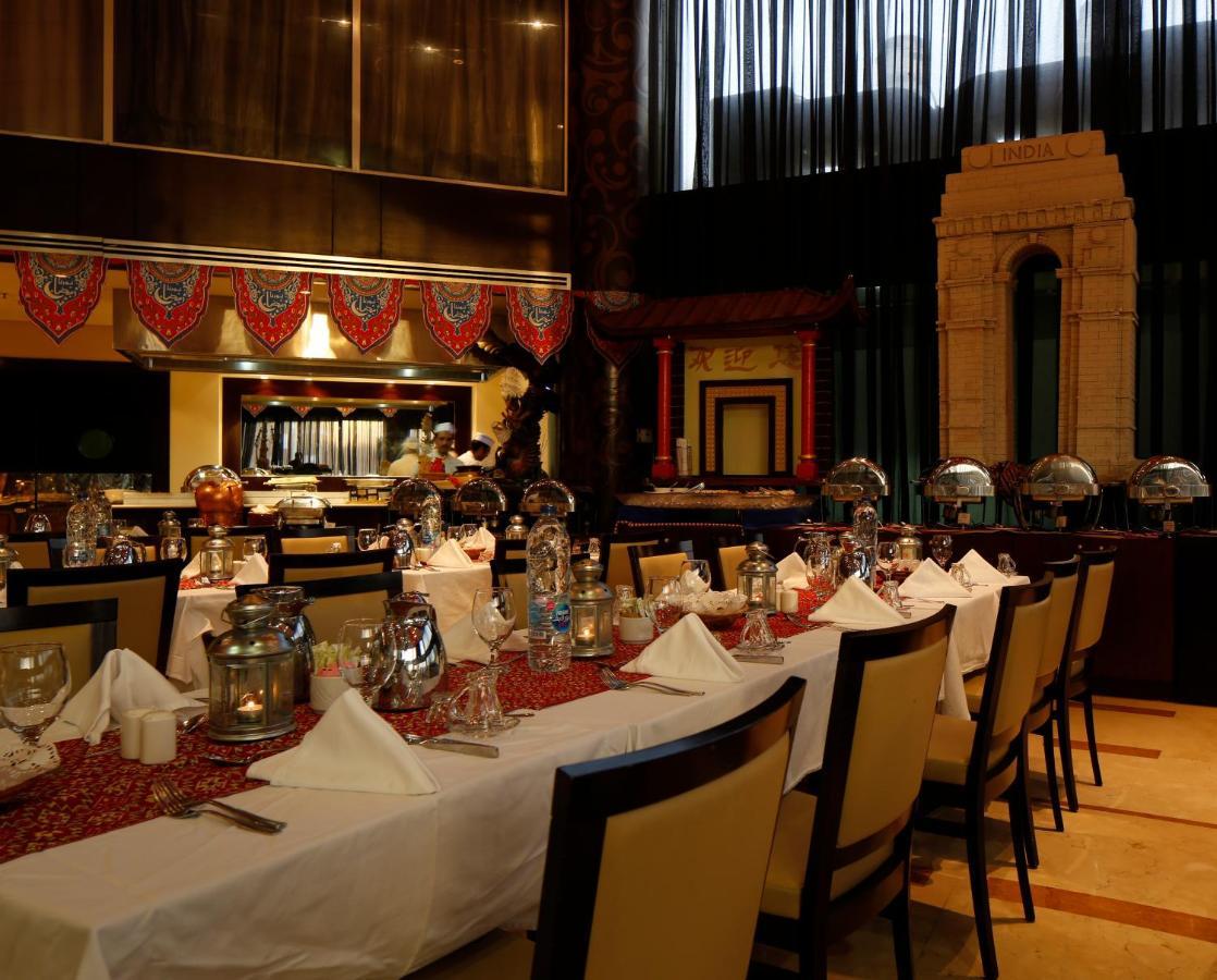 Holiday Inn Riyadh Izdihar By Ihg Buitenkant foto