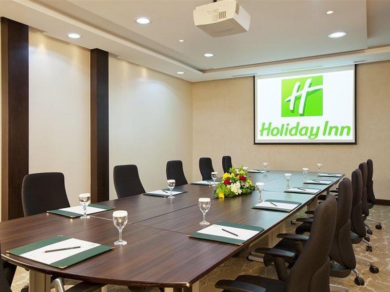 Holiday Inn Riyadh Izdihar By Ihg Buitenkant foto