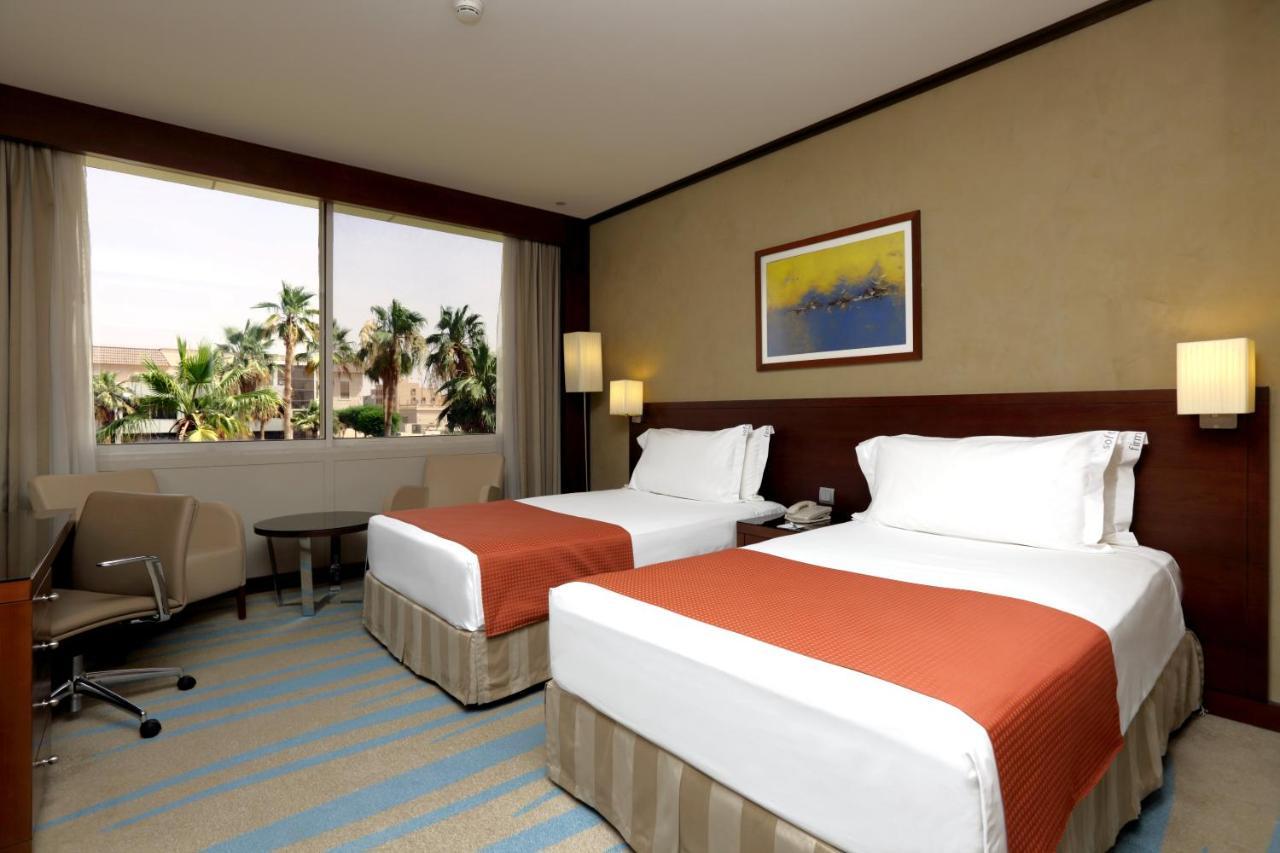 Holiday Inn Riyadh Izdihar By Ihg Buitenkant foto